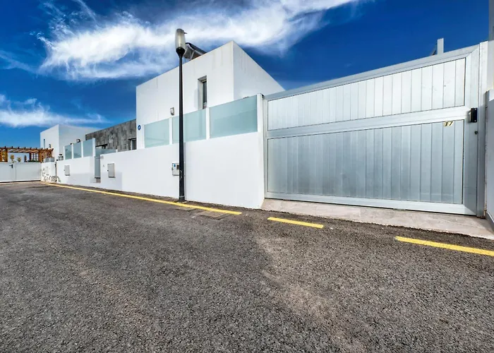 Cassia - Private Pool, Foosball, Bbq, Air-con And Sat Tv By Lanzarote Сasa de vacaciones *